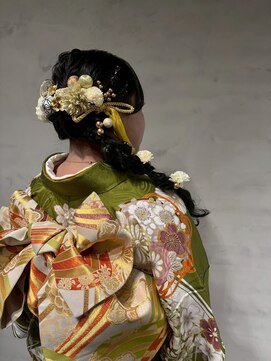 サンカリ SANKARI 船木店 【成人式あみおろしヘアセット】