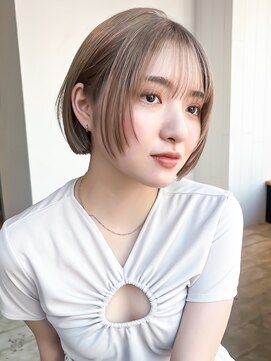 アルバム 新宿(ALBUM SHINJUKU) ダブルカラー前髪カットボブミルクティー_F21192