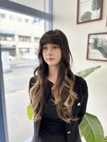 エルフ(elf)&nbsp;外人風/グラデーション/レイヤーカット/くびれ/