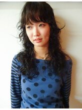 ニウ(NIU)&nbsp;レイヤーパーマスタイル