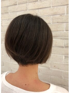 グランドゥー(GRAN DEUX) ショートボブ