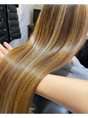 大人キレイ潤い上品ツヤ感ストレート【カミケンパセオ】