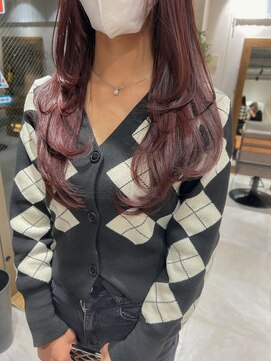 アドア 横浜(ADORE) たっぷりフェイスレイヤーカット×カシスピンクカラー