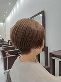ショートボブ