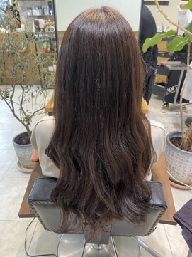 ケンジ 南林間(KENJE) マットベージュで透明感UP!