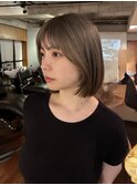 【あきら】ボブレイヤーブリーチありグレージュ透明感カラー