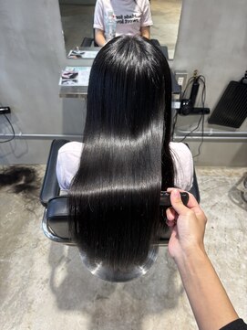 トリニティ(trinity) オイルストレート・縮毛矯正【豊見城・南風原】