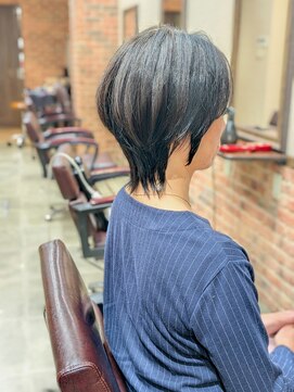 ショート／レイヤー／ウルフ