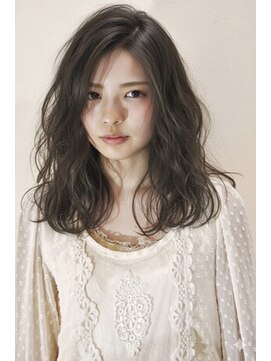 ラブヘアー(LAVhair) ミディアムパーマ