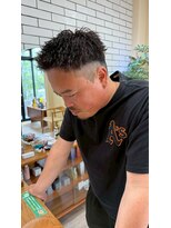 シフト(SHEEFT) 刈り上げ爽やかツーブロックシースルーマッシュスタイル20代30代
