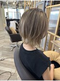 大人ミントベージュハッシュウルフ