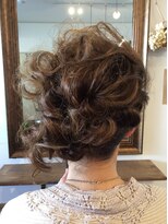 カミリー(Kamily)&nbsp;カッコかわいいルーズシニヨン