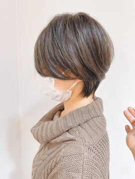 ラブレスカルペディエム(LAVLESS Carpediem) すっきり大人ショート