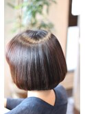 大人の艶髪ショートボブ