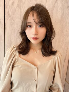 ルームバイシー 新宿(Loom. by Sea) 大人可愛いくびれヘア/ペールベージュ/韓国ヘア