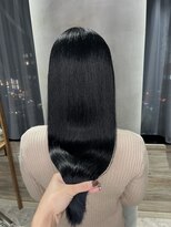 リーオオサカ(Lee Osaka) 【暗髪】アディクシー×髪質改善/kana