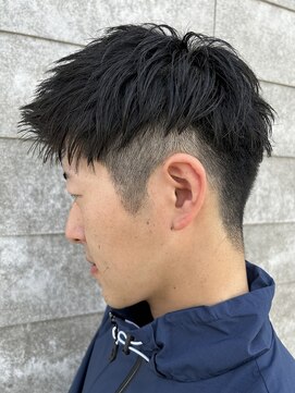 ヒュイル バイ ニアウ(Hwyl by Niau) メンズマッシュパーマメンズショートニュアンスパーマ