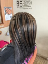 美容室ポケット&nbsp;バレーヤージュダブルカラーハイライトエクステプルエクステ