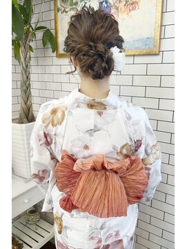 リール(THE RIRE.) *THE RIRE. 浴衣×お団子アップアレンジ*