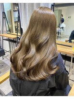 ツキ 横浜店(tuki) ミルクティーベージュダブルカラーケアブリーチインナーカラー