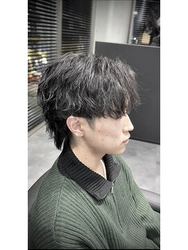 ザ ホワイトノート(The WHITE NOTE) センターパートウルフ×ツイストスパイラルパーマ