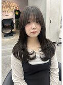 ミディアムレイヤーで柔らかさとこなれ感UP