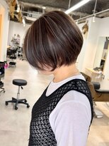 トト 船橋店(toto.)&nbsp;ミルクティー/ベージュ/切りっぱなしボブ/ハイトーンカラー