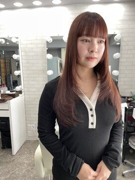 ヘアサロンJ ストレートレイヤースタイル