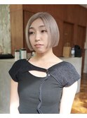 ハイトーンベージュ/ミニボブ