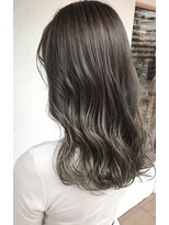 アン 登戸(un)&nbsp;重軽ミディアム＋イルミナカラー＋髪質改善オージュアシャンプー