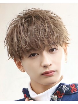 オーシャントーキョーウエスト 心斎橋 (OCEAN TOKYO WEST) ラウンドマッシュハイトーンミルクティーベージュシャドウパーマ