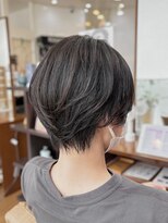 ムーア(MUA) あっさりショートスタイル×クールショート