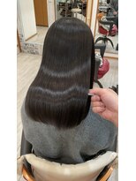 エラ(Ella)&nbsp;髪質改善×オリーブグレー艶カラー