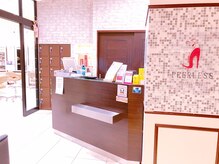 ピアレス イオンモール大阪ドームシティ店(PEERLESS)の雰囲気（イオンモール大阪ドームシティ4階、入りやすい店内入口☆）