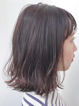 エマ(emma) ★ピンクブラウン★外ハネスタイリング★