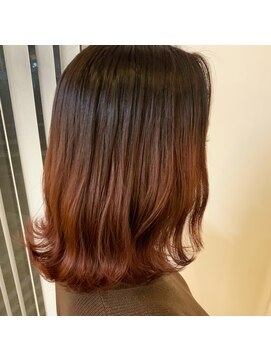 ココ(Coco) ミディアムボブ　ウォームグラデーション