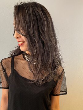 ジルバイジアン(JILL by GIEN) グレージュ ハイライト @sarina