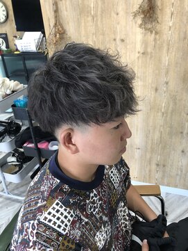 ネバーランド(NEVERLAND) 大分　ダブルカラー　グレー