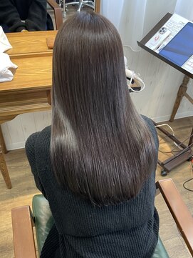 アンダーバーホワイトモデ 河内長野(_WHITE mode) ◎20代30代40代アッシュカラーイルミナカラー透明感ナチュラル