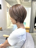 ルイス 宝塚(Luis)&nbsp;小顔愛されショートプリカールグレージュカラー