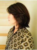 乾かすだけで決まるミディアムレイヤーカットヘアー