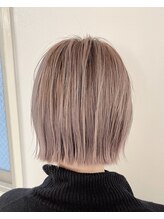 ショート×ハイトーンカラー2★ダメージを感じさせないまとまり感ある綺麗なシルエット[ハイトーン]