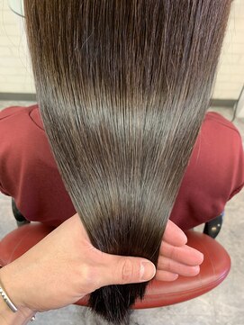 ロマンヤカタ ファース(ROMAN YAKATA fars) 髪質改善　艶髪　美髪ケア　うるさらロング@田代1/17