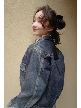 エヌイー(ne' by MAULOA) 【ne’ by MAUOA 】ルーズなアレンジヘア