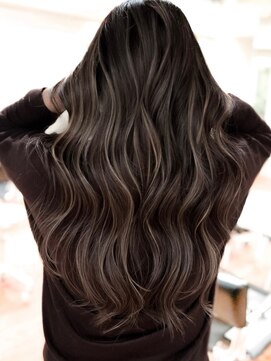 ゴカン バイ ジル ブラン 名古屋(Gokan by JIL BLAN) ハイライトバレイヤージュダブルカラーショートカット30代40代