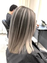 シエラ 心斎橋(CIERA.)&nbsp;バレイヤージュグラデーションカラーハイライトカラーグレージュ