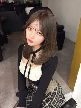 ヴェイ(VEYY.) ワンカールレイヤー/ミディアムレイヤー