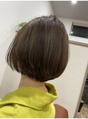 ショートボブ