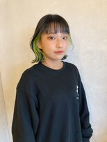 カケ(kake)&nbsp;小顔カット×インナーカラー×ライムグリーン