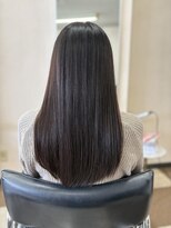 五感鷹匠 髪の診療所&nbsp;黒髪に見えない柔らかアッシュの艶ロング 50代